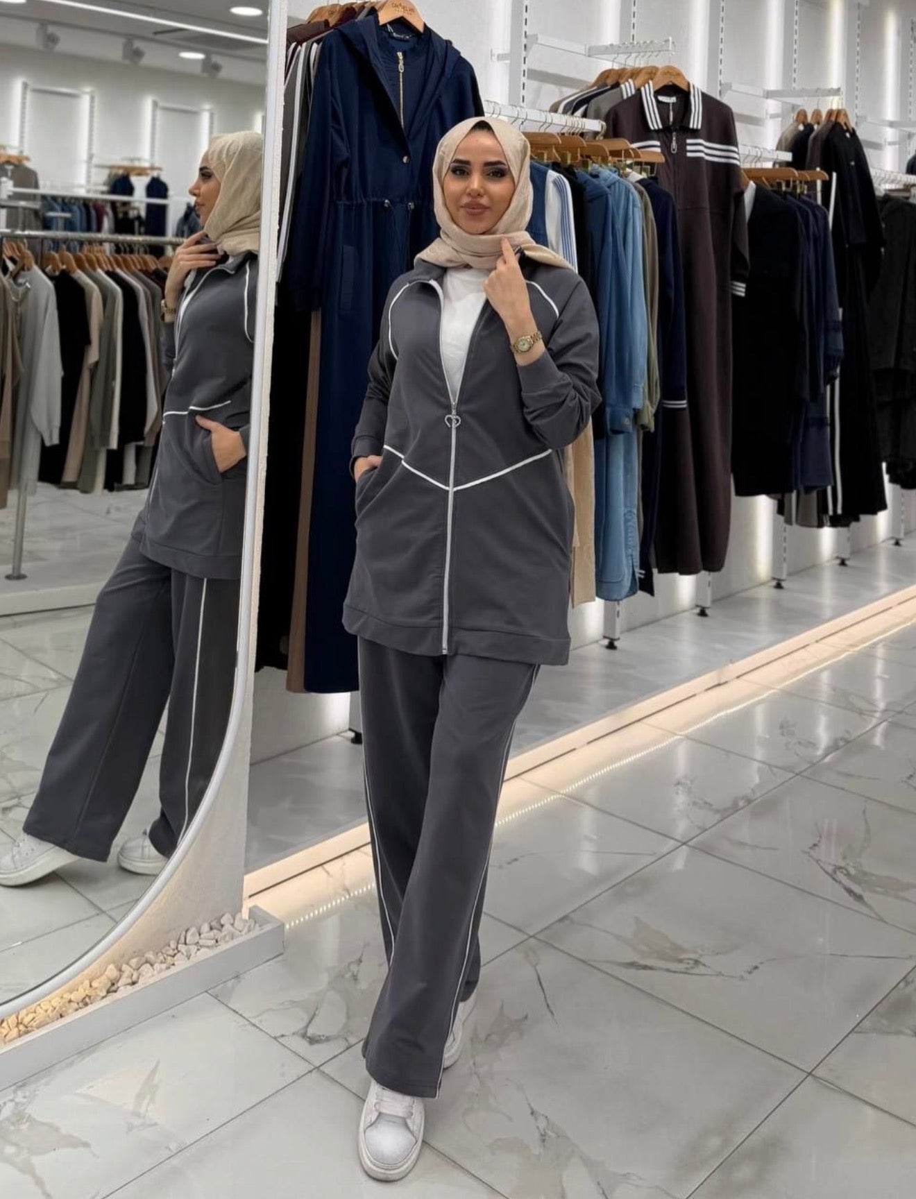 Two-piece Zip Up Tracksuit in Grey