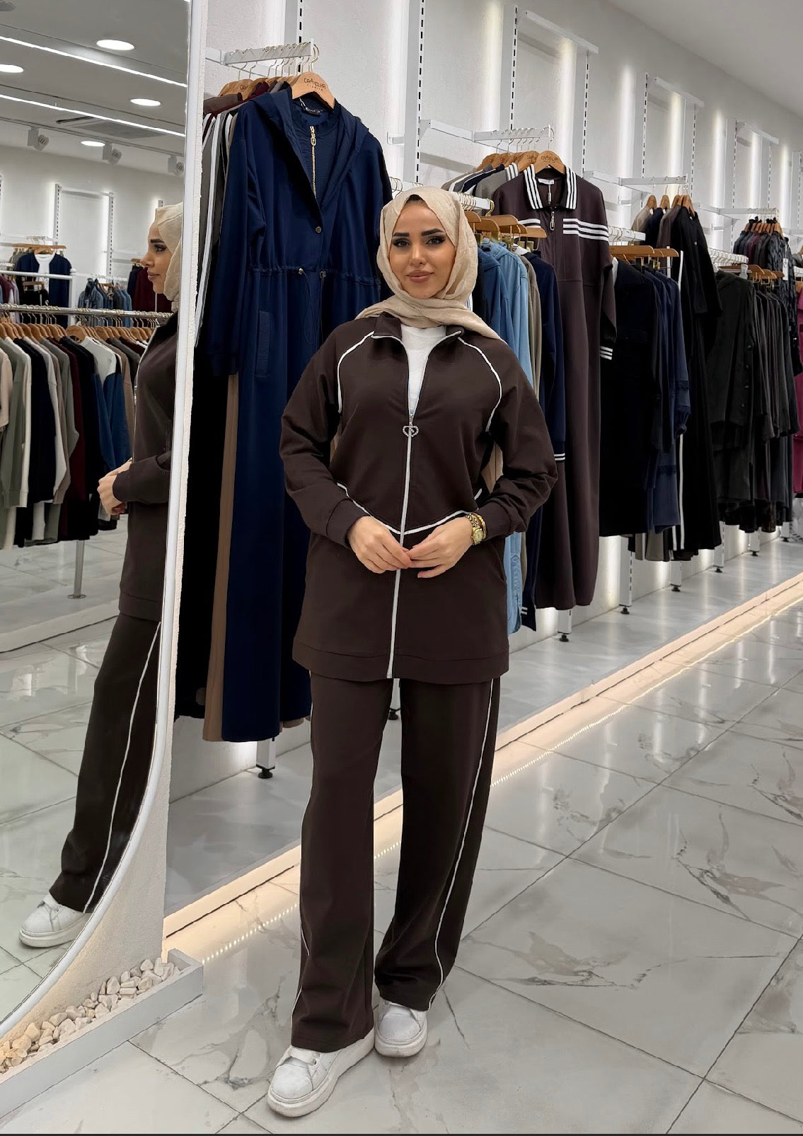 Two-piece Zip Up Tracksuit in Brown