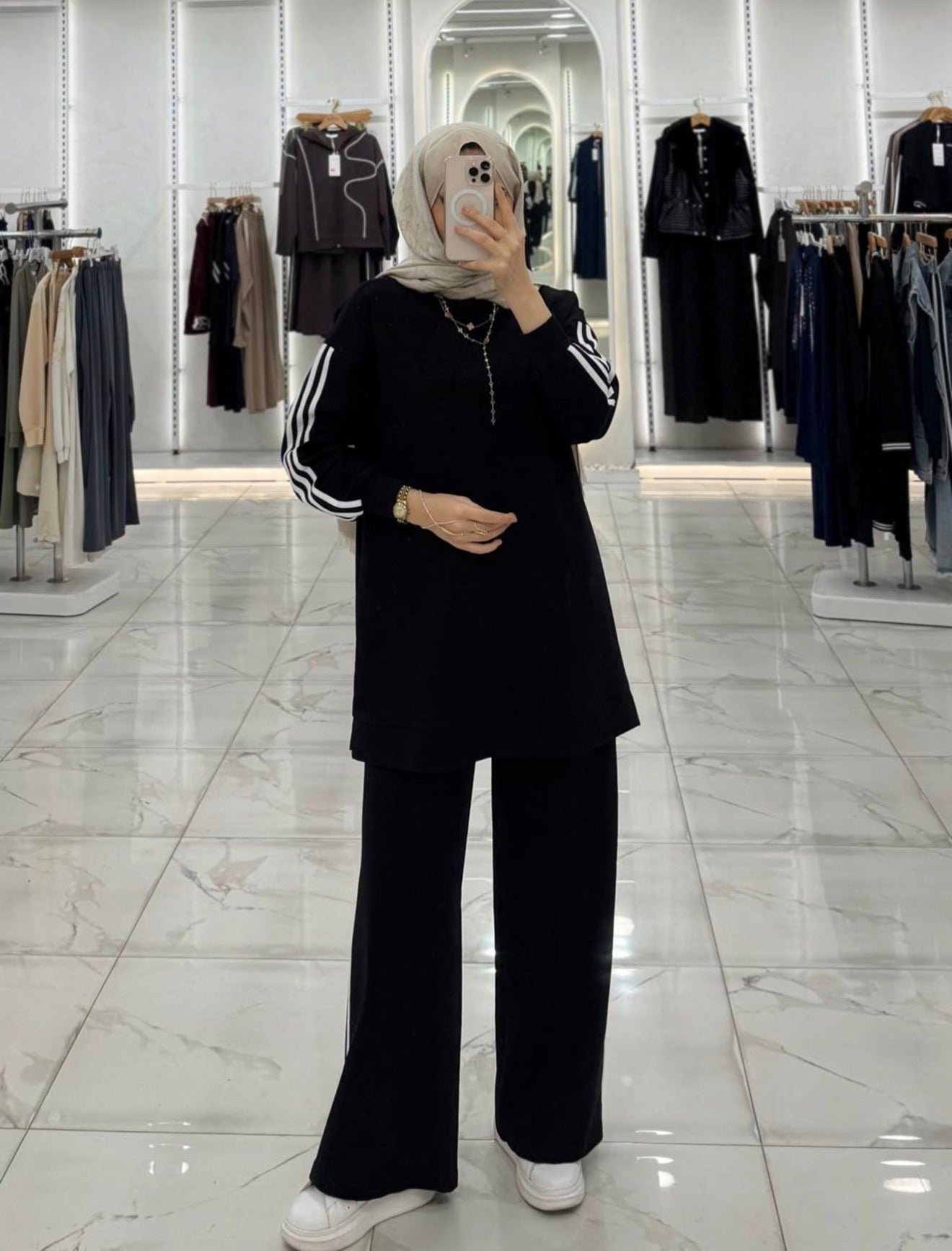 Modest Two Piece Stripped Tracksuit - Black