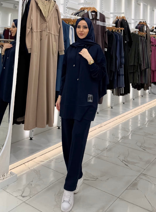 Two-piece Everyday Tracksuit in Navy